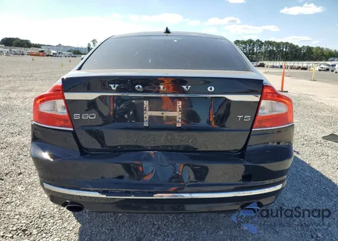 2015 Volvo S80 Premier+ z USA, uszkodzony, nr VIN YV140MAC5F1182745